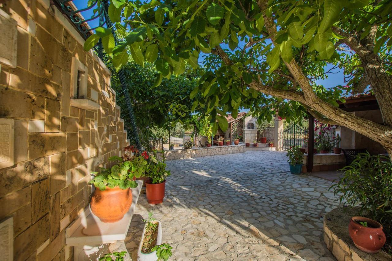 Porto Giardino Apartments Kypseli Dış mekan fotoğraf
